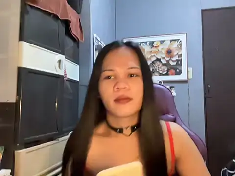 Snapshot of SophiaCourthaway chatting on 12-02-25, 08:10 SophiaCourthaway online show from 12-02-25, 08:10