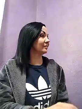 Snapshot of Tory_Lovi chatting on 02-04-25, 11:49 Tory Lovi online show from 02-04-25, 11:49