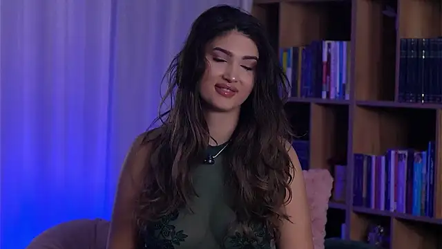 SarahPeach8 online show from 03-14-26, 09:15