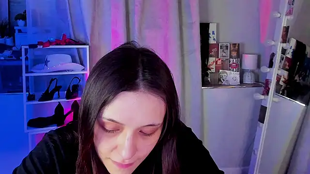 Sahara Shields online show from 03-18-26, 09:12