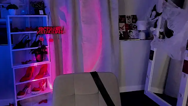 Sahara Shields online show from 10-25-25, 10:58