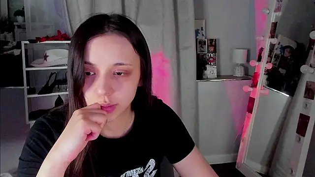 Sahara Shields online show from 03-24-26, 09:20