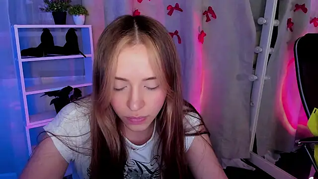 Sahara Shields online show from 02-26-25, 04:27