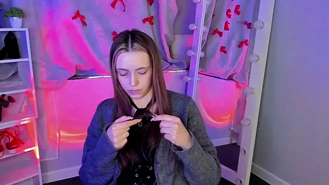 Sahara Shields online show from 03-19-25, 04:13
