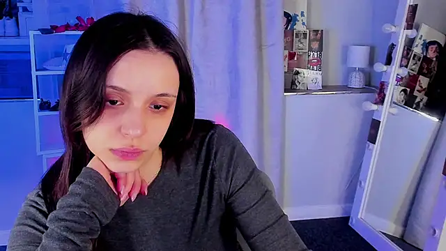 Sahara Shields online show from 04-08-26, 06:26