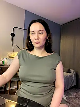 Snapshot of Kiss_My_Body chatting on 10-05-25, 06:31 Kiss My Body online show from 10-05-25, 06:31