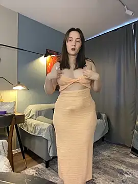 Snapshot of Kiss_My_Body chatting on 09-13-25, 02:17 Kiss My Body online show from 09-13-25, 02:17