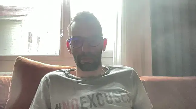 Snapshot of mrbiggdickk34 chatting on 03-17-25, 07:24 mrbiggdickk34 online show from 03-17-25, 07:24