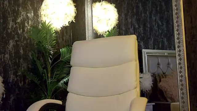 KeylaBlair online show from 11-23-25, 08:19