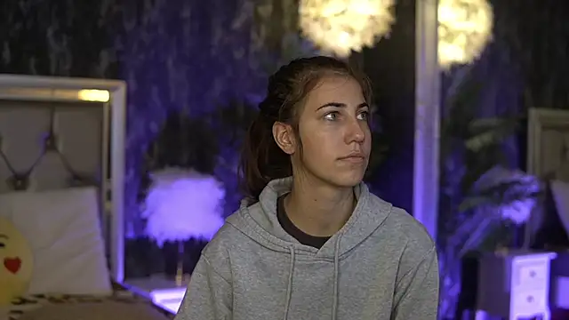 KeylaBlair online show from 10-09-25, 06:08