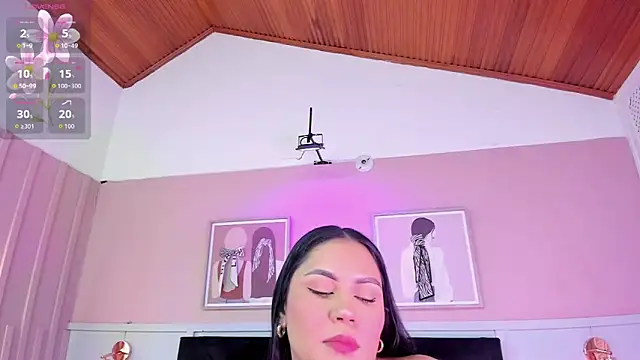 Snapshot of janna_lopez_ chatting on 10-02-25, 03:43 janna lopez online show from 10-02-25, 03:43