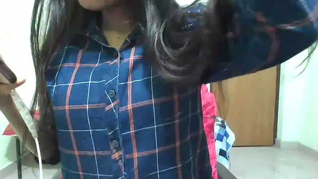 Snapshot of Sandhya_lovely chatting on 12-05-25, 02:59 Sandhya lovely online show from 12-05-25, 02:59