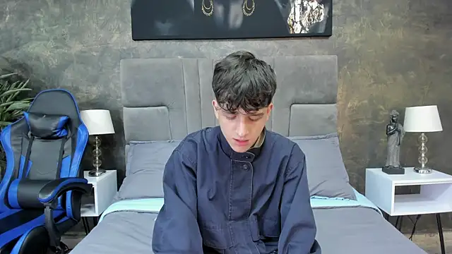 bruce hans online show from 10-25-25, 11:53