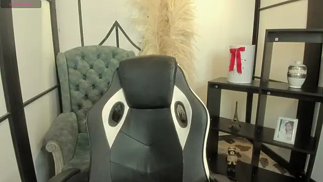 MattThompsonn online show from 02-15-26, 10:52