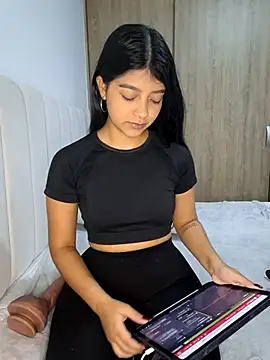 IslaBlaze online show from 12-14-25, 10:48