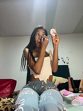 Snapshot of Keyler_True18 chatting on 02-20-26, 10:28 Keyler True18 online show from 02-20-26, 10:28