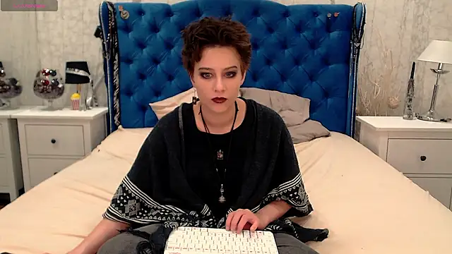 via mayer  online show from 02-12-26, 09:47