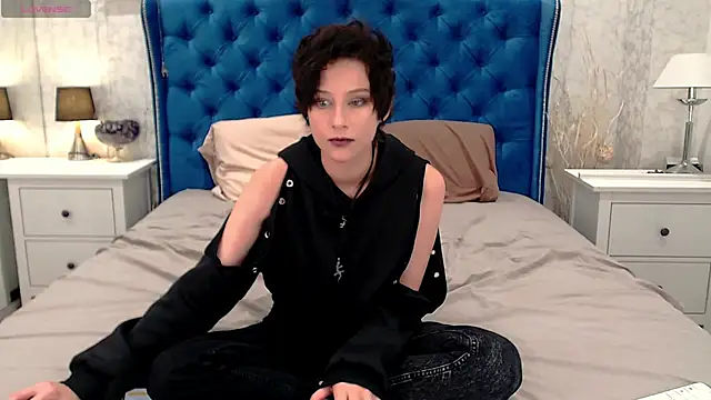 via mayer  online show from 11-07-25, 10:09