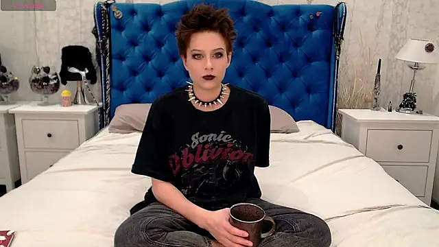 via mayer  online show from 03-15-26, 06:42