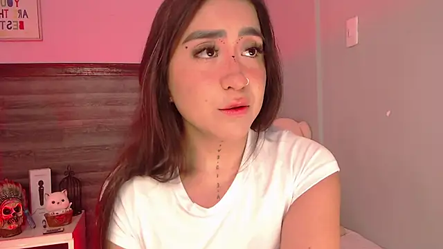 AdaaMillan online show from 11-16-25, 01:05