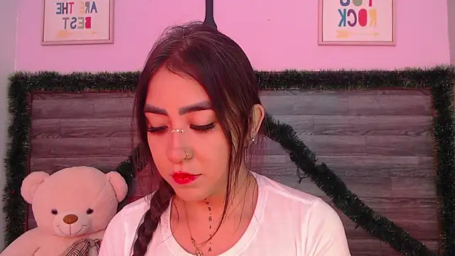 AdaaMillan online show from 01-07-26, 07:19