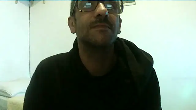 Snapshot of torakiki19 chatting on 10-06-25, 08:20 torakiki19 online show from 10-06-25, 08:20