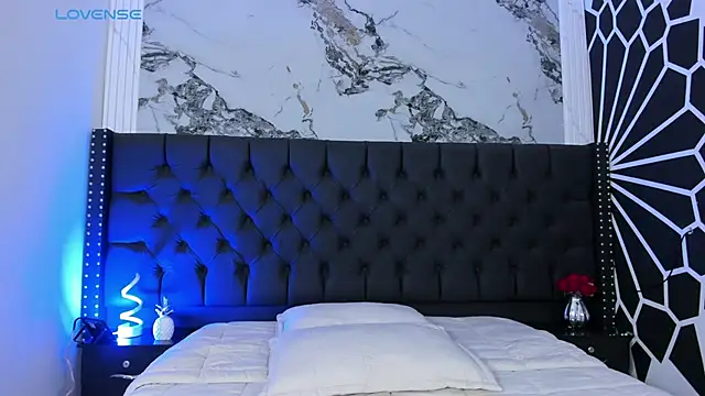 EthaanCox online show from 03-24-26, 08:09