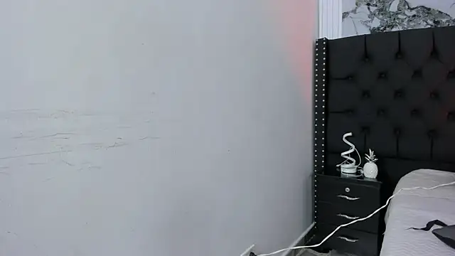 EthaanCox online show from 03-28-26, 08:54