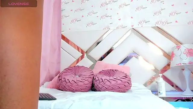 NoaBrowm online show from 01-30-25, 01:53