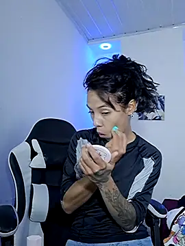 Miss sparkle00 online show from 02-04-26, 08:15