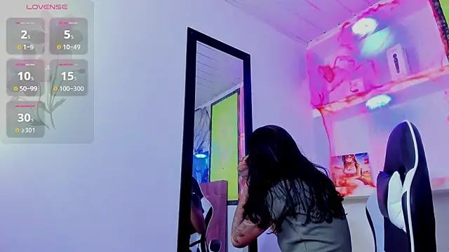 Miss sparkle00 online show from 10-29-25, 05:28