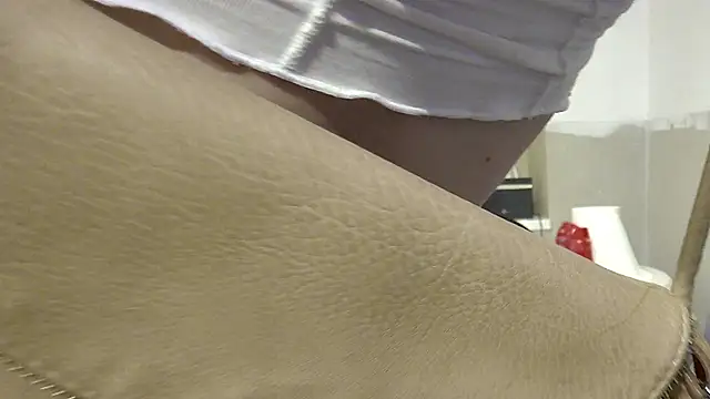 vikicd24 online show from 11-30-25, 09:48