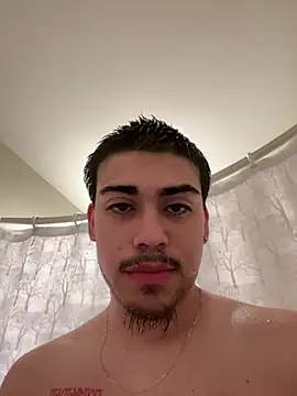 Snapshot of Daddywick chatting on 02-08-25, 10:40 Daddywick online show from 02-08-25, 10:40