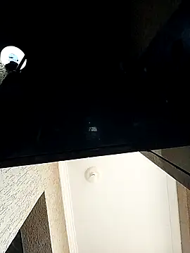 Snapshot of Santanacumxplod chatting on 02-19-25, 07:37 Santanacumxplod online show from 02-19-25, 07:37