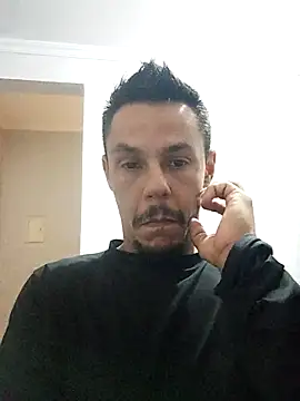 Snapshot of Santanacumxplod chatting on 09-12-25, 01:39 Santanacumxplod online show from 09-12-25, 01:39