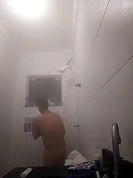 Snapshot of Santanacumxplod chatting on 03-18-25, 12:51 Santanacumxplod online show from 03-18-25, 12:51