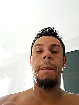 Snapshot of Santanacumxplod chatting on 02-25-25, 05:30 Santanacumxplod online show from 02-25-25, 05:30