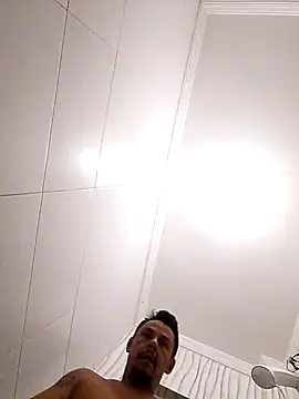 Snapshot of Santanacumxplod chatting on 02-18-25, 02:16 Santanacumxplod online show from 02-18-25, 02:16