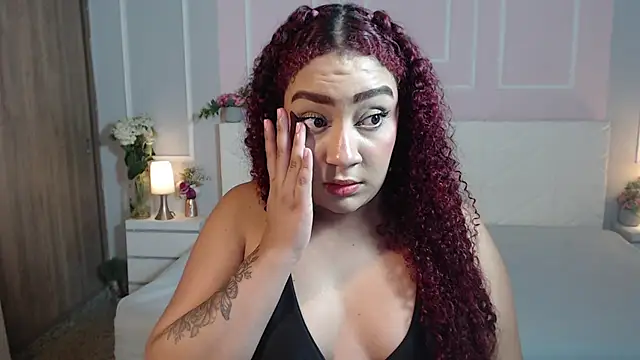 MadelynRussell online show from 01-27-25, 05:14