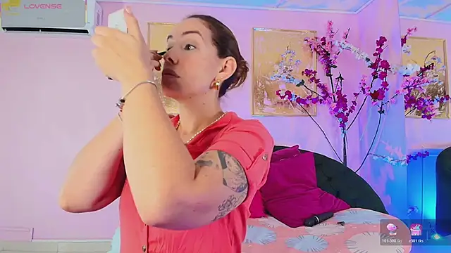 scarlette69 online show from 02-10-26, 08:08