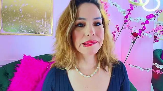 scarlette69 online show from 12-21-25, 07:59