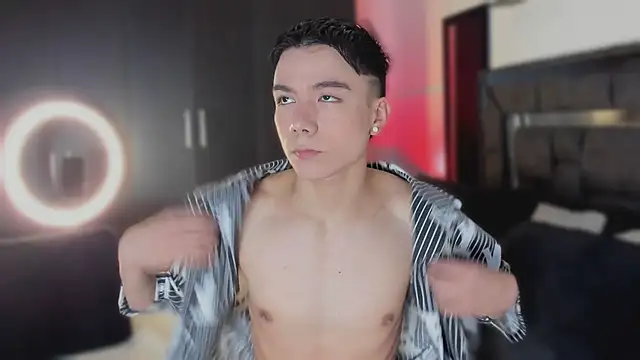 alanblack1 online show from 03-09-26, 01:36