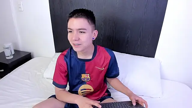 alanblack1 online show from 02-27-25, 11:39