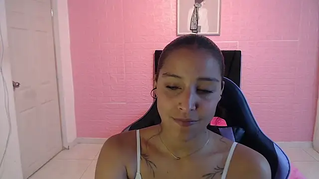 DULCE1609 online show from 04-15-26, 08:09