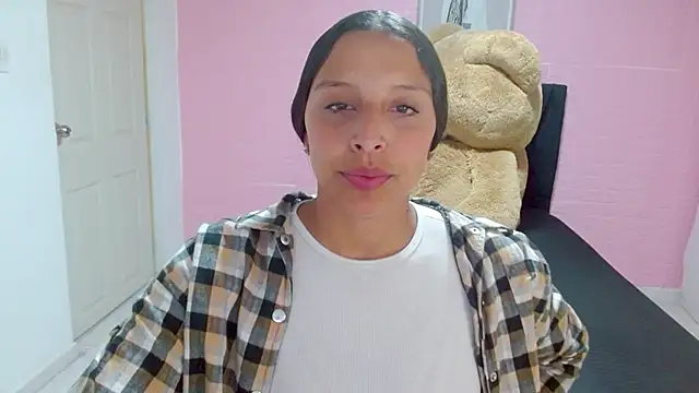 Snapshot of DULCE1609 chatting on 01-31-25, 10:31 DULCE1609 online show from 01-31-25, 10:31