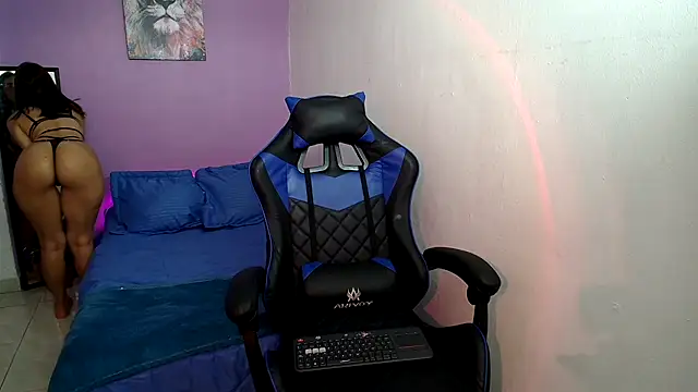 alana lara online show from 10-25-25, 04:44