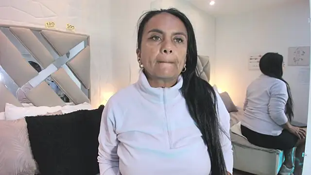 raquell moore online show from 11-14-25, 11:47