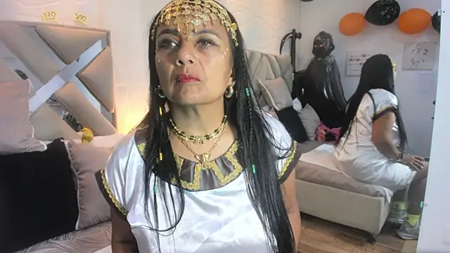 raquell moore online show from 10-31-25, 11:51