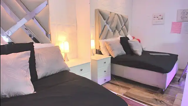 raquell moore online show from 04-07-26, 11:56