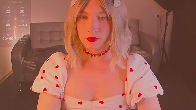 Snapshot of foxy_jpg chatting on 02-11-25, 07:38 foxy jpg online show from 02-11-25, 07:38
